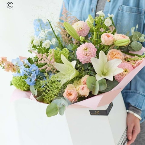 Extra Luxurious Pastel Bouquet